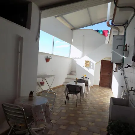 Le Cave