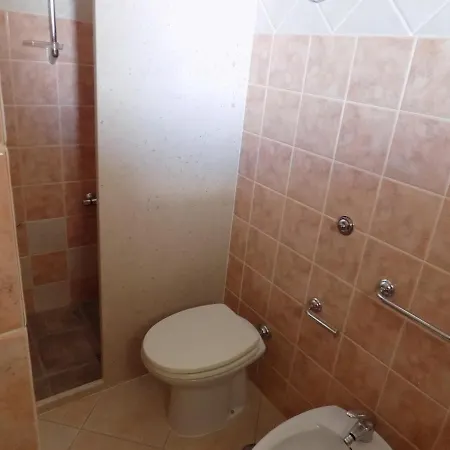 Le Cave Bed & Breakfast